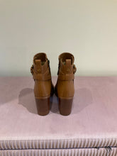 Lade das Bild in den Galerie-Viewer, Michale Kors Stiefeletten braun Gr. 36 Absatz Leder wie neu
